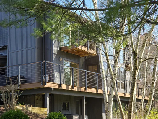 Sådan spændes kabelrækværk for sikkerhed og overholdelse