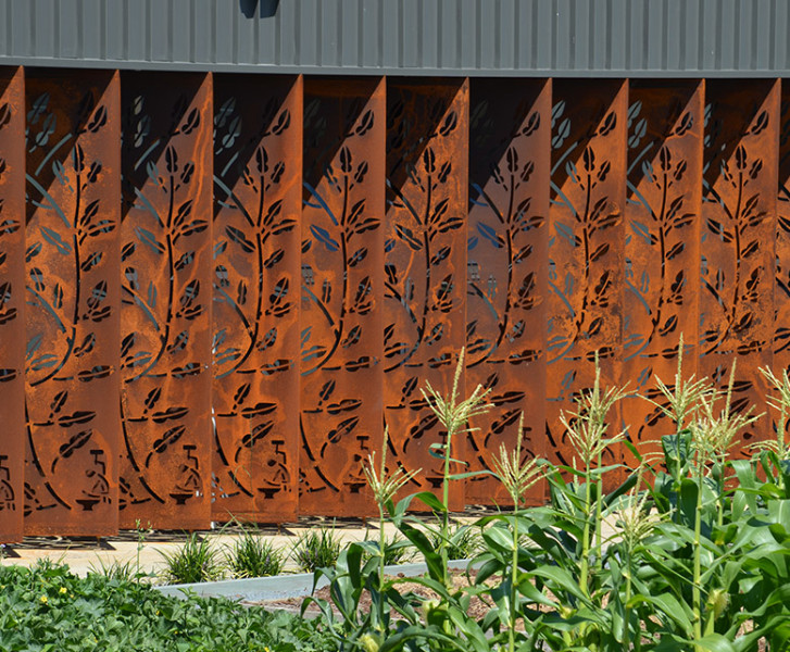 Hvad er den forventede levetid for Corten Steel Privacy Screens?