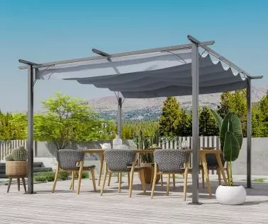 Adjustable Shade Pergola