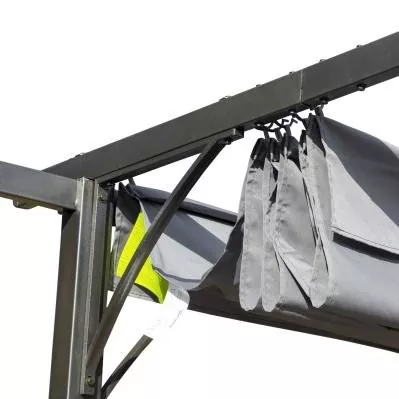 Adjustable Shade Pergola